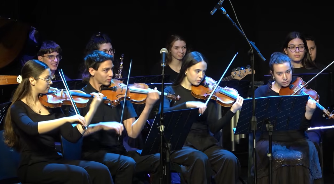 שיתוף פעולה בין מכללת גבעת ושינגטון לקונסרבטוריון יבנה: ביצוע מרגש ליצירת הכליזמר של ד״ר רחלי גלאי