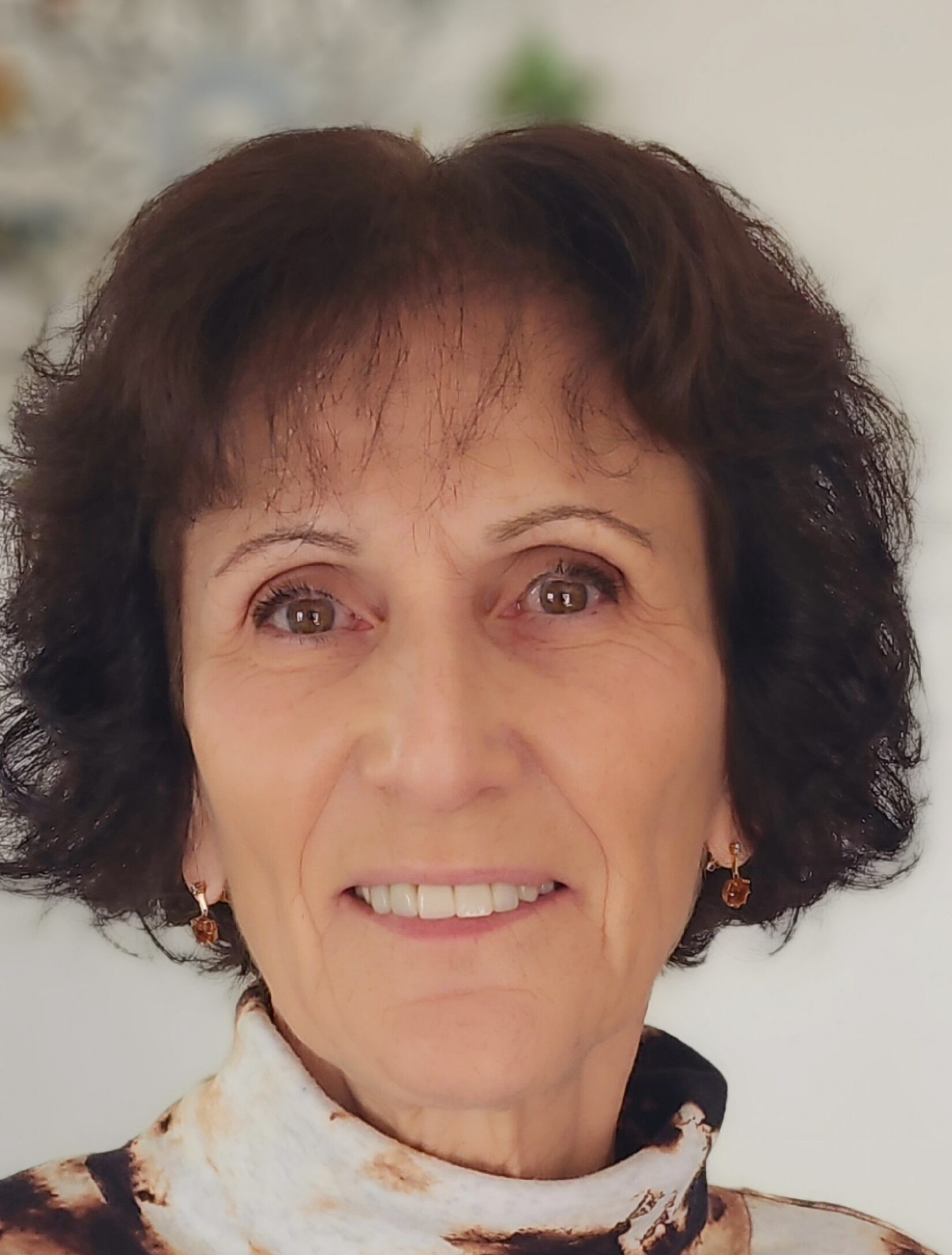 ד"ר דיאנה איסן