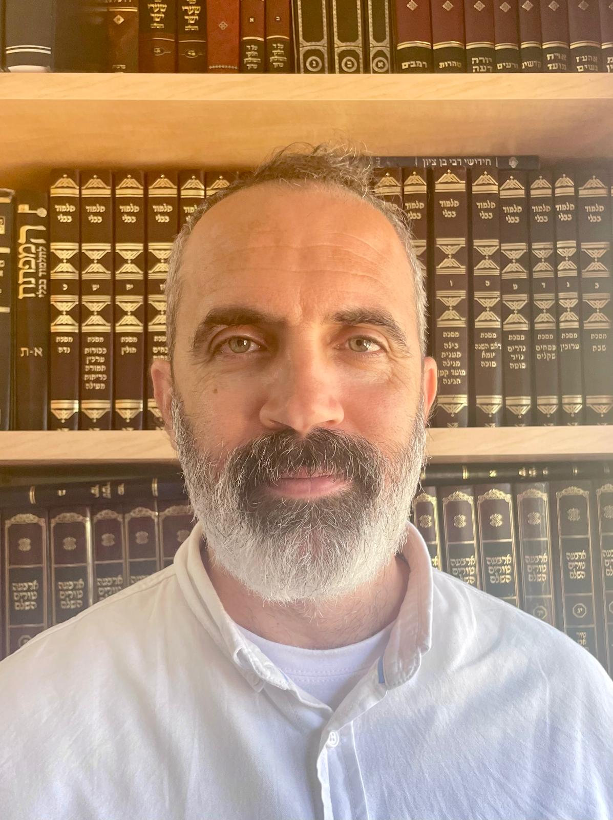ד"ר אביעד ספרוני